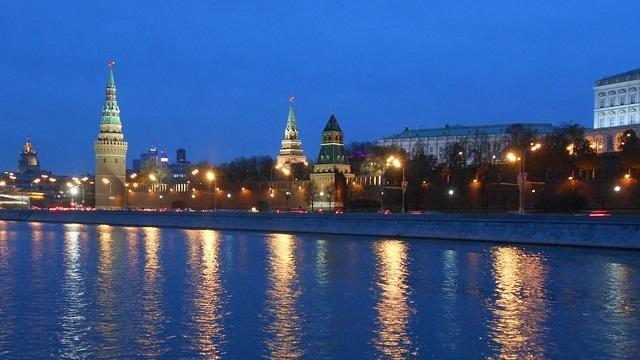 Вечерняя автобусная экскурсия по Москве